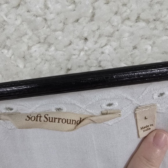 Soft Surroundings Shirt Womens Large Icon Melissani Tunic Top Scallop Hem Eyelet - Picture 7 of 13